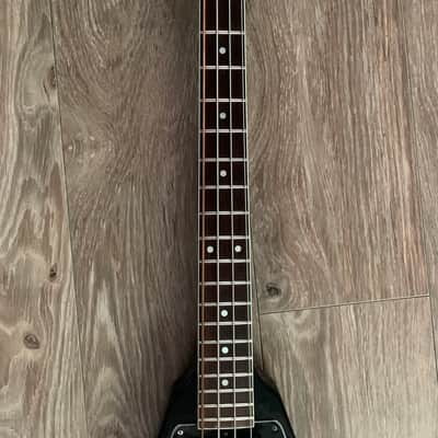 Gibson V Bass 1981 Black first year image 4
