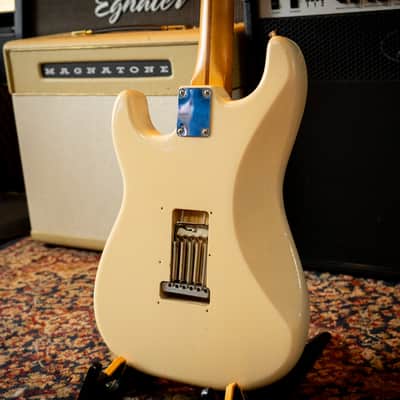 Fender Vintera ’50s Stratocaster – 2019 – White Blonde – Very Good Condition – Upgraded Graph Tech Saddles – w/ Gig Bag image 10