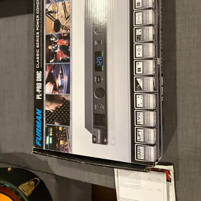 Furman PL-PRO DMC Power Conditioner with Voltmeter/Ammeter 2010s - Black image 2