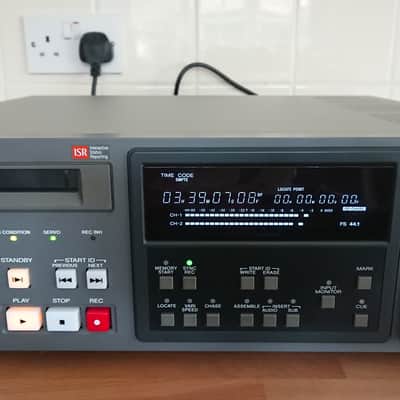 Sony PCM-7040 Professional Digital Audio Recorder DAT - Perfect image 2