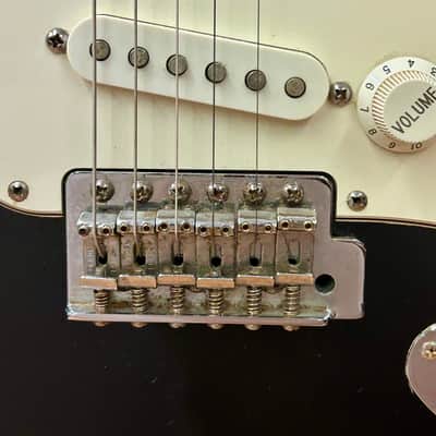 Fender Standard Stratocaster MIM Glossy Black 1995 image 4