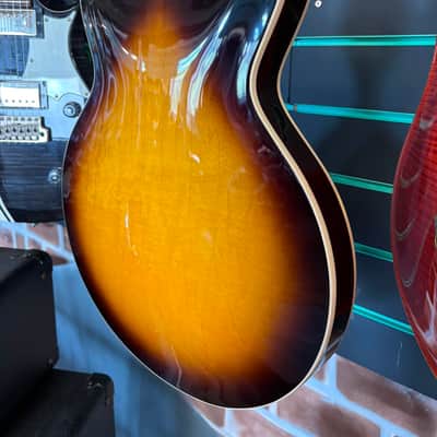 Gibson ES-335 60’s Vintage Burst Semi-Hollow Electric Guitar image 15