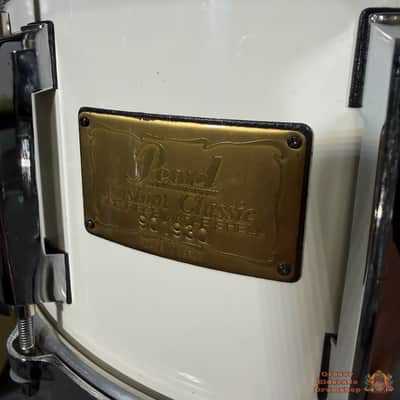 Pearl Custom Classic 14x6,5 One-Piece Solid Maple Snare Drum image 4