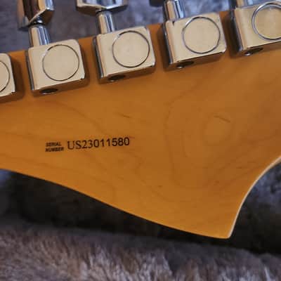 Fender American Professional II Jazzmaster with Rosewood Fretboard 3-Color Sunburst image 2