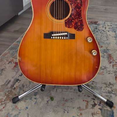 Gibson J-160E, the 