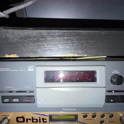 Otari PD-80 digital disk recorder Otari PD-80 digital disk recorder 1990 image 2