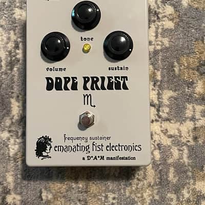 D*A*M EFE Dope Priest Triangle Big Muff( circuit type 6618) 2019 Dove Grey/Gloss Black image 1