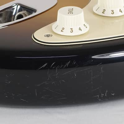 2009 Fender American Special Stratocaster Sunburst with Hardshell Case image 6
