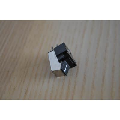 Audio Technica Phono Cartridge Body Even Output Both Channels Requires Stylus image 2