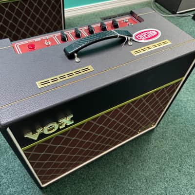 New Vox AC10HWR1 Hand-Wired 10-Watt 1x12" Guitar Combo 2025 - Black image 7