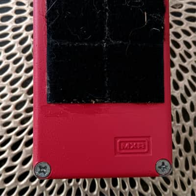 MXR M102 Dyna Comp 1995 - Present - Red image 5