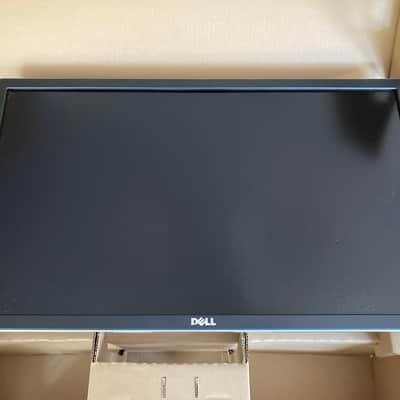 Computer Monitor Dell  P2715Q  4K  2018  Black image 1