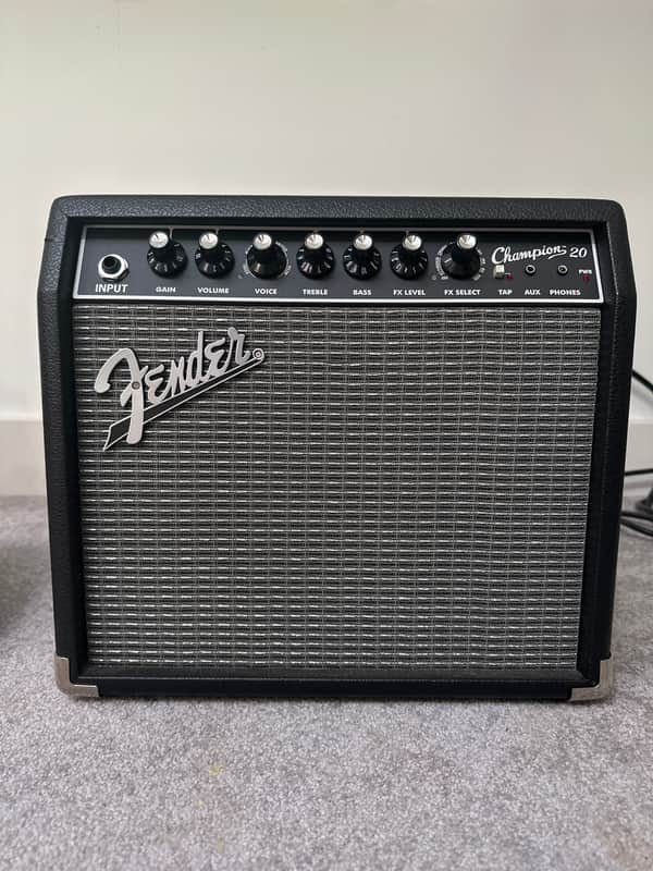 Fender Champion 20 20-Watt 1x8" Guitar Practice Amp 2013 - 2024 - Black image 1
