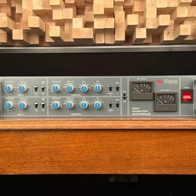 Vintage Neve 33609/C Precision Stereo and Dual Mono Compressor / Limiter 33609C 33609 C. 1990 image 1