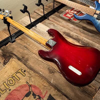 Fender Elite I Bass 1983 - Fretless Mod image 12
