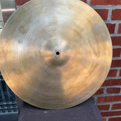 Zildjian Avedis 1970 Vintage 20” Ride image 1