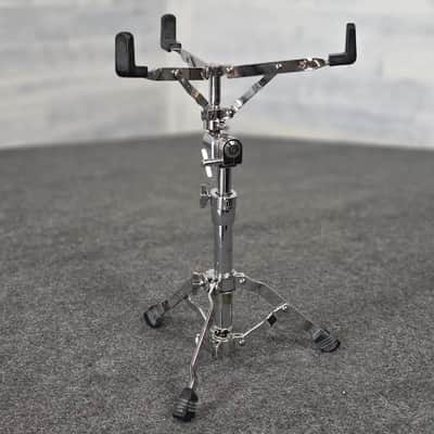 Used Pearl Single Braced Snare Drum Stand - Good image 1