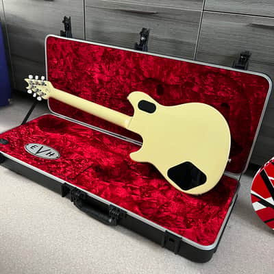 EVH Wolfgang USA Custom Shop Hardtail ONLY 66 Made ! 2011 Mint Eddie Van Halen image 12