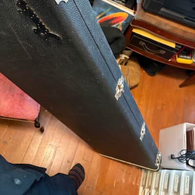 Fender Vintage fender bass guitar case. See details 60s - Black image 10