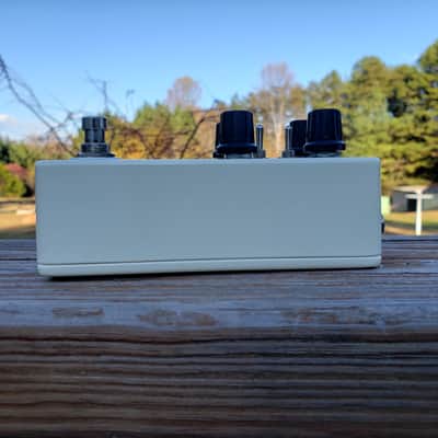 Insomniac Audio Lab Boutique Overdrive Pedal Based on the Bouteek Distorter Preamp image 4