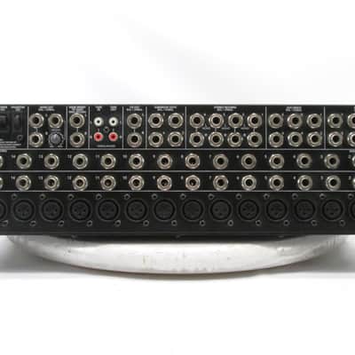 Mackie 1604 VLZ-4 16-Channel 4-Bus Mic/Line Mixer 1604-VLZ4 Black #544 image 4