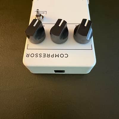JHS 3 Series Compressor 2020 - Present - White image 4