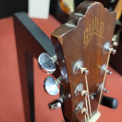 Guild D-25 1974 - 1986 - Mahogany Brown image 3