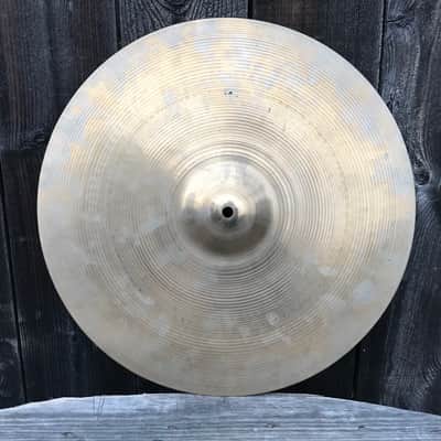 Zildjian 16" A Series Medium Thin Crash Cymbal image 2