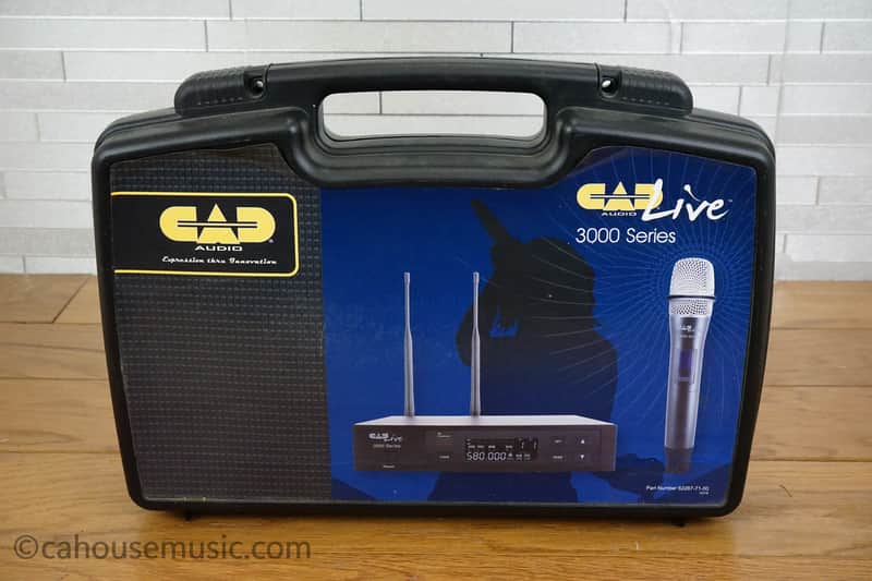 CAD WX3000 Wireless Dynamic Microphone System with D90 Capsule - Black image 1