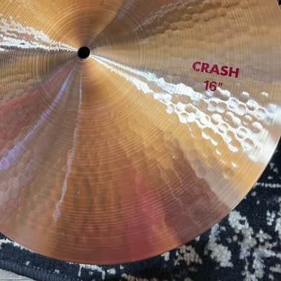 Mint Paiste 16" 2002 Crash - Traditional image 2