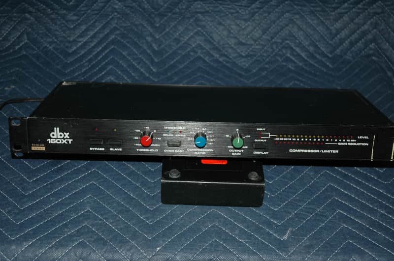 dbx 160XT Compressor / Limiter | Reverb