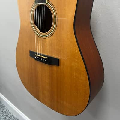 Larrivee D-02 2000 - Natural Spruce/Mahogany image 3