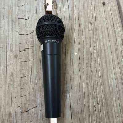 Behringer Ultravoice XM8500 Cardioid Dynamic Vocal Microphone 2014 - Present - Black dynamic microphone image 2
