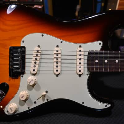 Fender Custom Shop Custom DLX Stratocaster 2009 - Chocolate 3-Tone Sunburst #3314 image 1