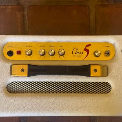 Marshall Class 5 All Tube Class A 5-Watt 1x10" Guitar Combo - Made in England, UK - White image 12