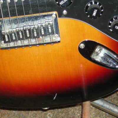 Fender Squier Standard VII (7-string) Strat Dark Sunburst image 3