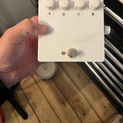Jext Telez White Pedal V1 2017 - White image 1