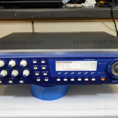 Akai Z8 Sampler 2002 - Silver image 2
