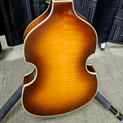 Hofner 500/1 Violin Bass, Left Handed 1980s - Sunburst image 4