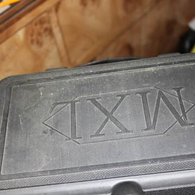MXL 2006 Large Condenser Mic with Mount and Case image 8