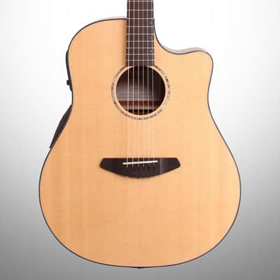 Breedlove Solo Dreadnought Cutaway Acoustic/Electric Guitar