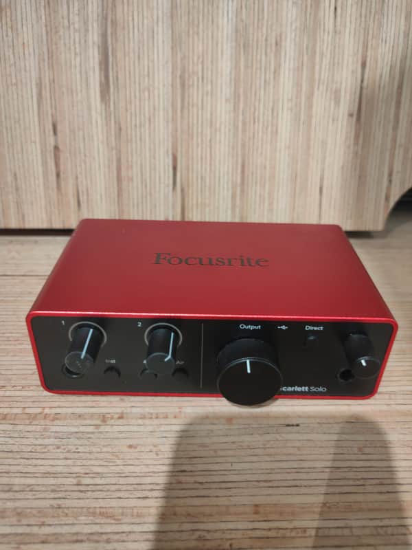 Focusrite Scarlett Solo 4th Gen USB Audio Interface 2023 - Present - Red image 1