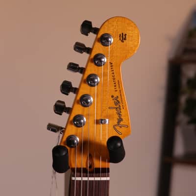 Fender American Ultra Luxe Vintage '60s Stratocaster - Rosewood Fingerboard, Ice Blue Metallic image 17
