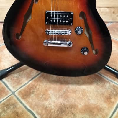 Squier Affinity starcaster - Sunburst image 2