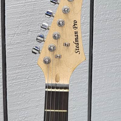 "Miley Cyrus" Autographed Guitar with "COA" image 4