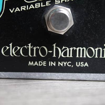 EHX "Pulsar (Variable Shape Analog Tremolo)" image 10