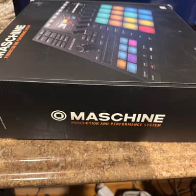 Native Instruments Maschine MKIII - like new, including software transfer id # image 7
