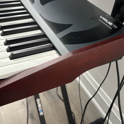 Access Virus TI 61-Key Digital Synthesizer 2005 - Black image 12