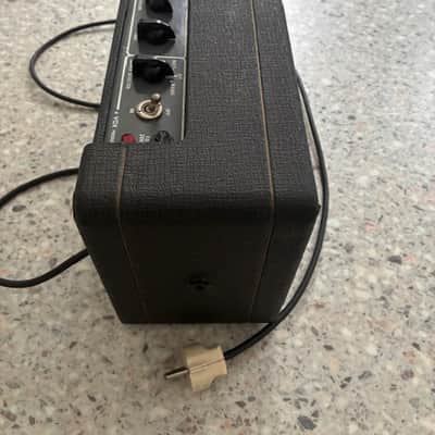 Vox BM1 Escort 2.5-Watt 1x5" Guitar Combo image 4