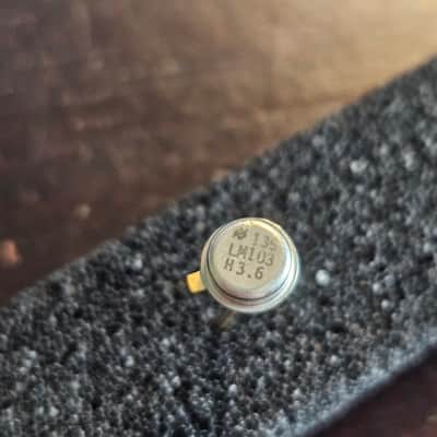 Vintage 1980s NOS Reference Diode National Semiconductor LM103 H-3.6 gold Pin Transistor 2 pieces image 2